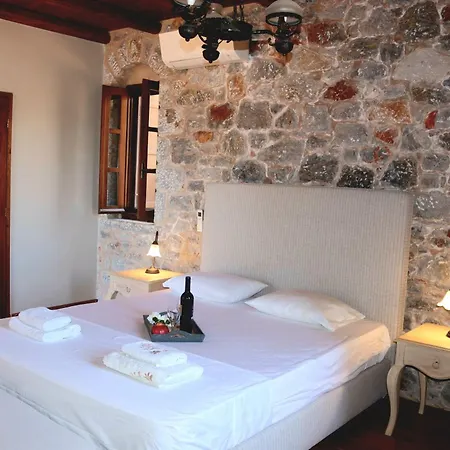 Cursariis Lux * Γερολιμένας